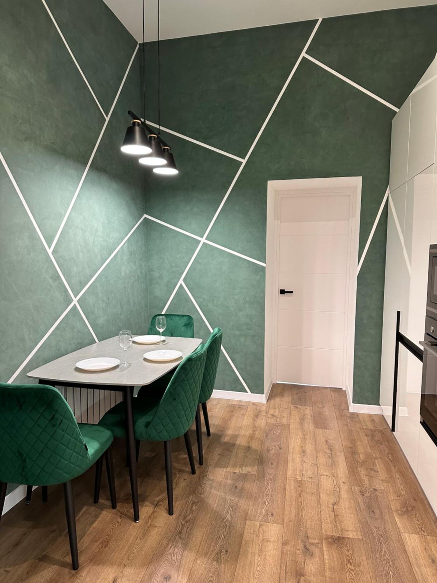 Romantic Apartments - In The Center Of Lviv , King-Size Bed Exteriér fotografie