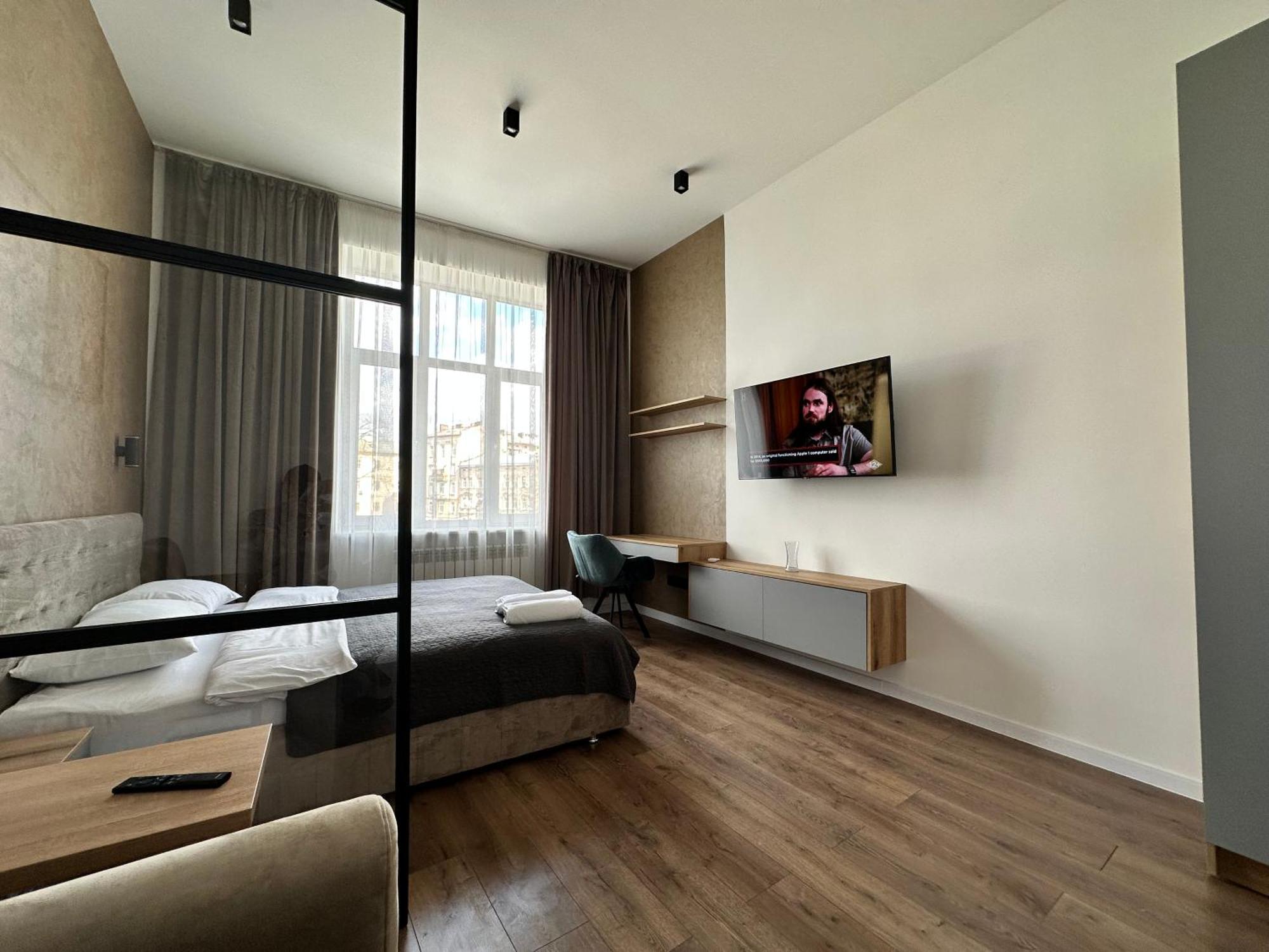 Romantic Apartments - In The Center Of Lviv , King-Size Bed Exteriér fotografie