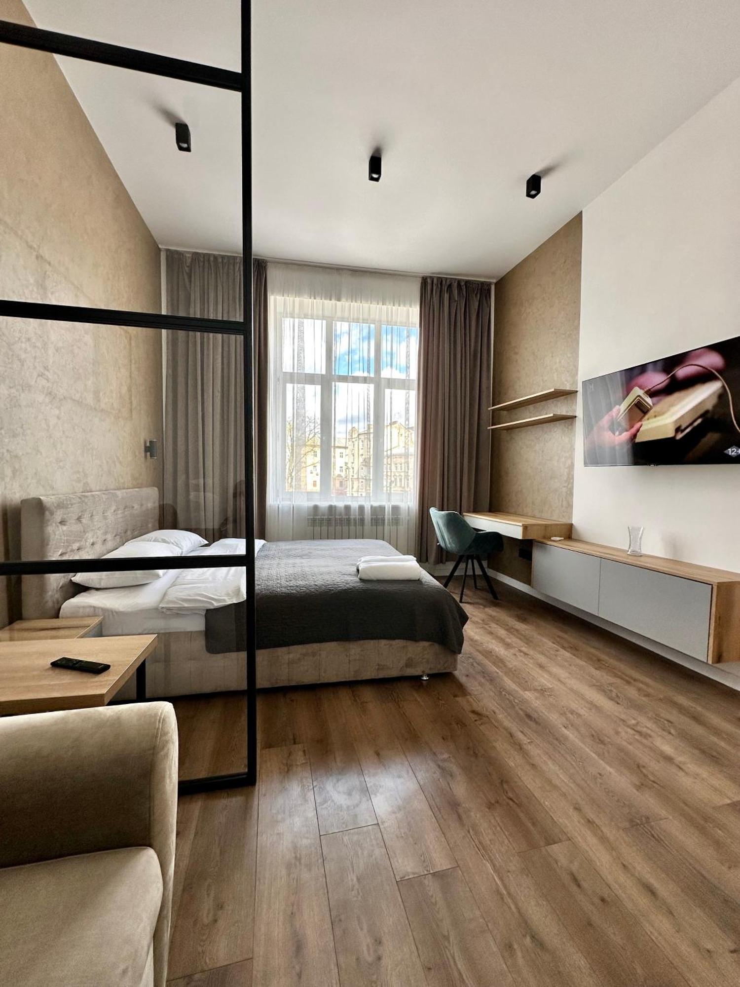 Romantic Apartments - In The Center Of Lviv , King-Size Bed Exteriér fotografie