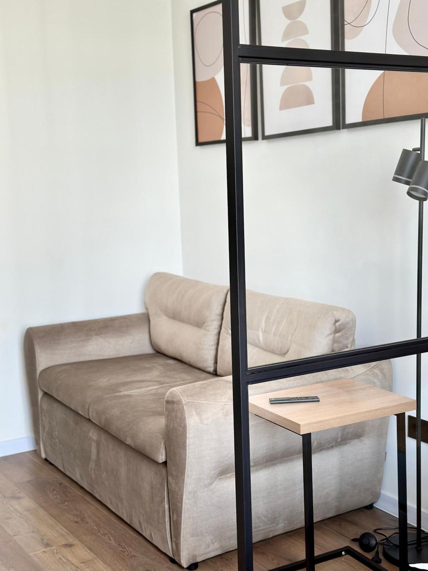 Romantic Apartments - In The Center Of Lviv , King-Size Bed Exteriér fotografie